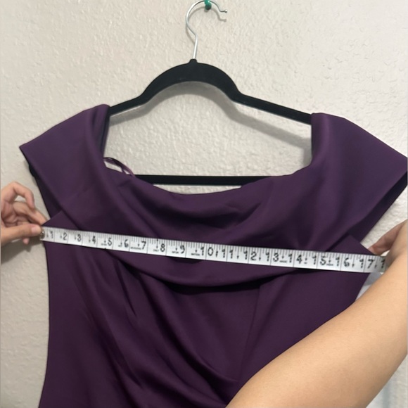 NWT XSCAPE Scuba Crepe Long Off the Shoulder Gown. - Picture 5 of 6